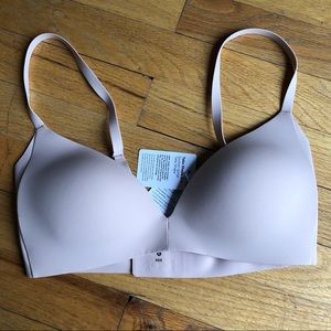 NWT lululemon Take Shape Bra 32C